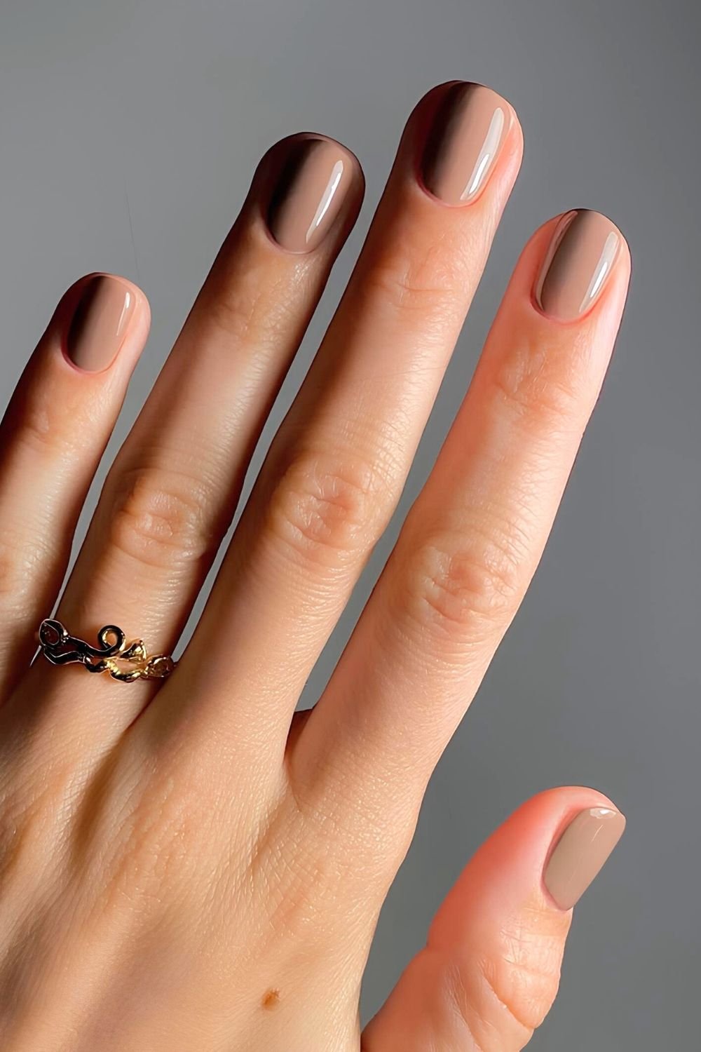 Creamy Cappucino Nails