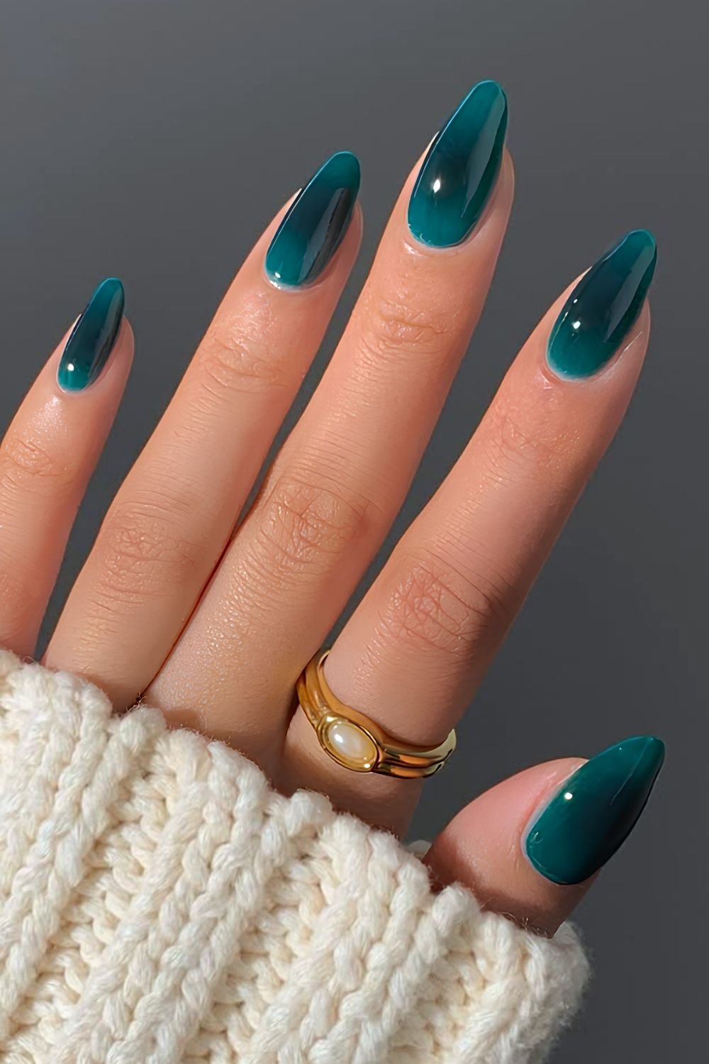 Emerald green aura nails
