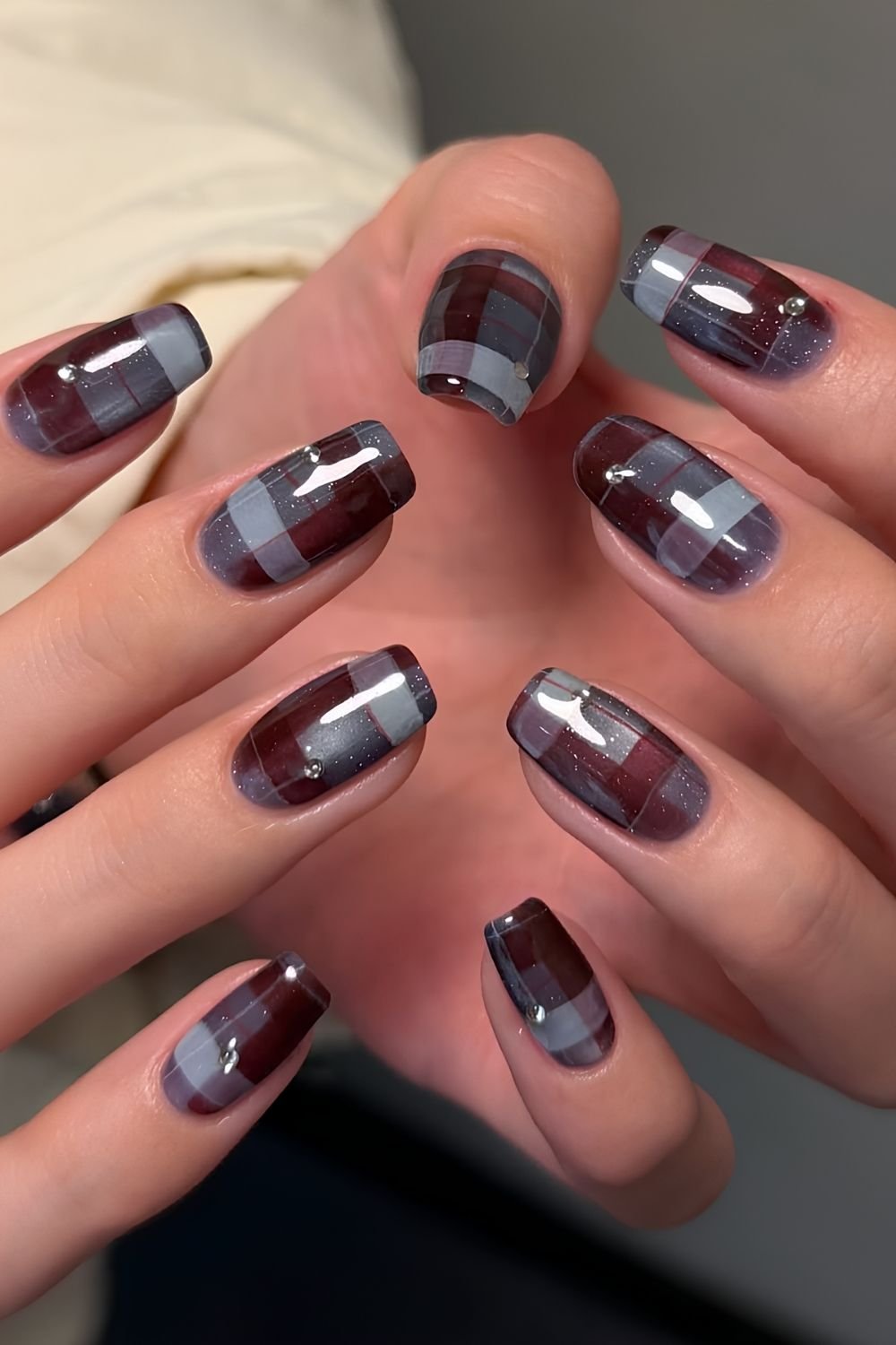 Plaid cat eye manicure