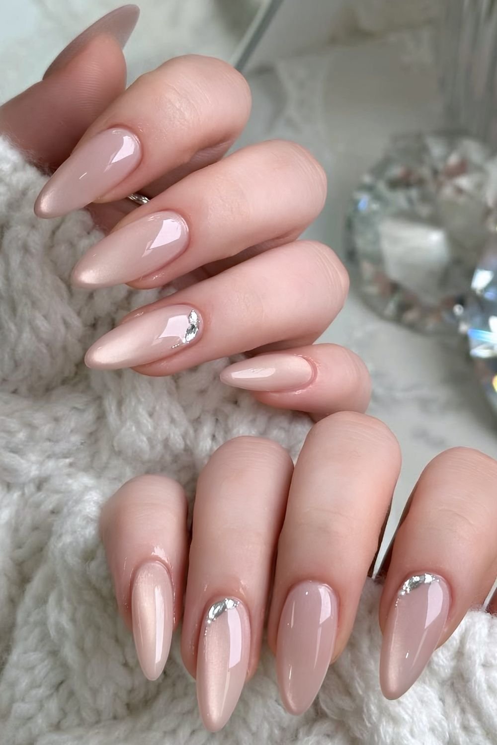 Champaigne beige glass nails with rhinestones
