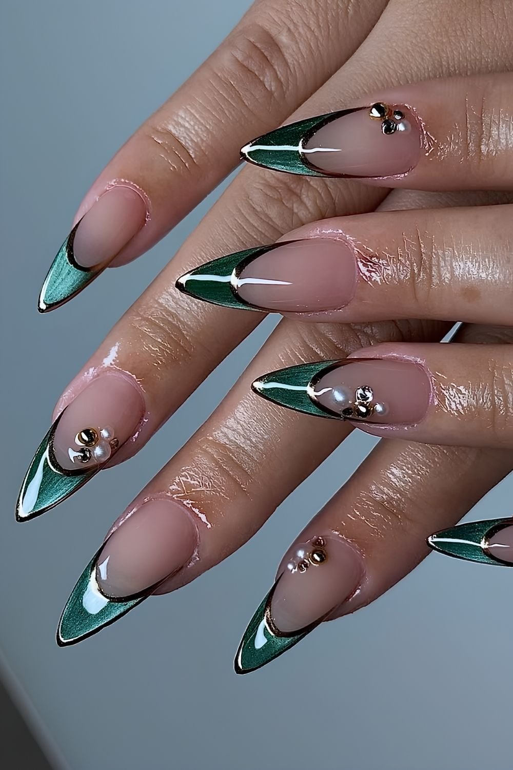 Green glass french tips with gold chrome outline