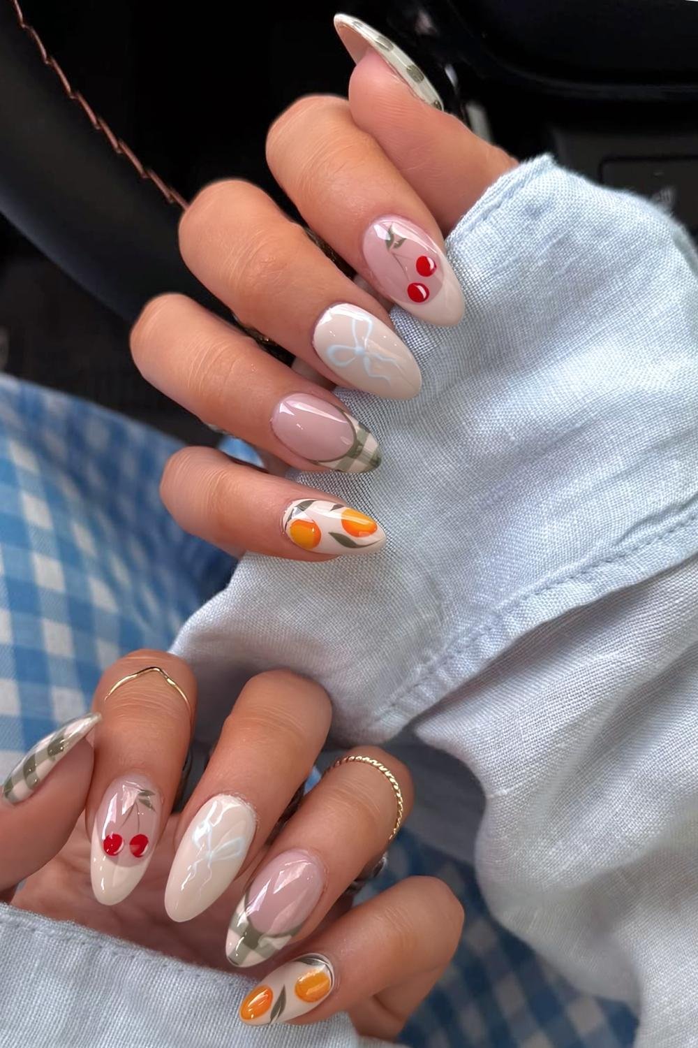 Picnic nails in beige and green gingham with cherries and oranges
