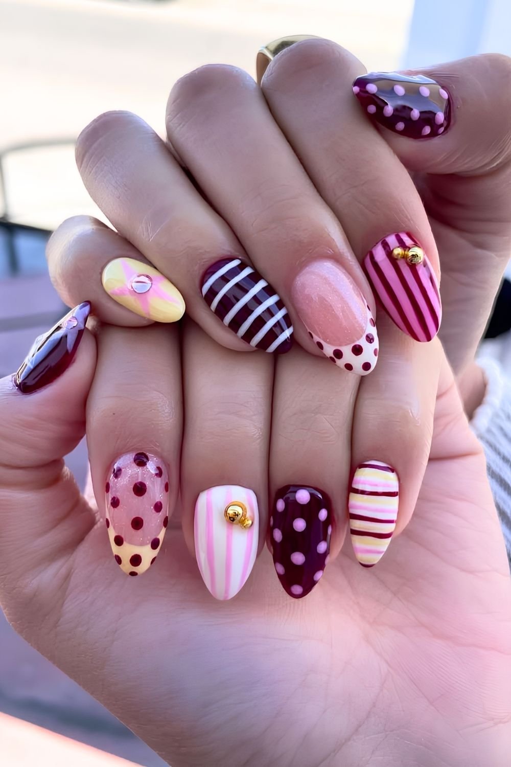 Stripes and polka dots mix and match mani