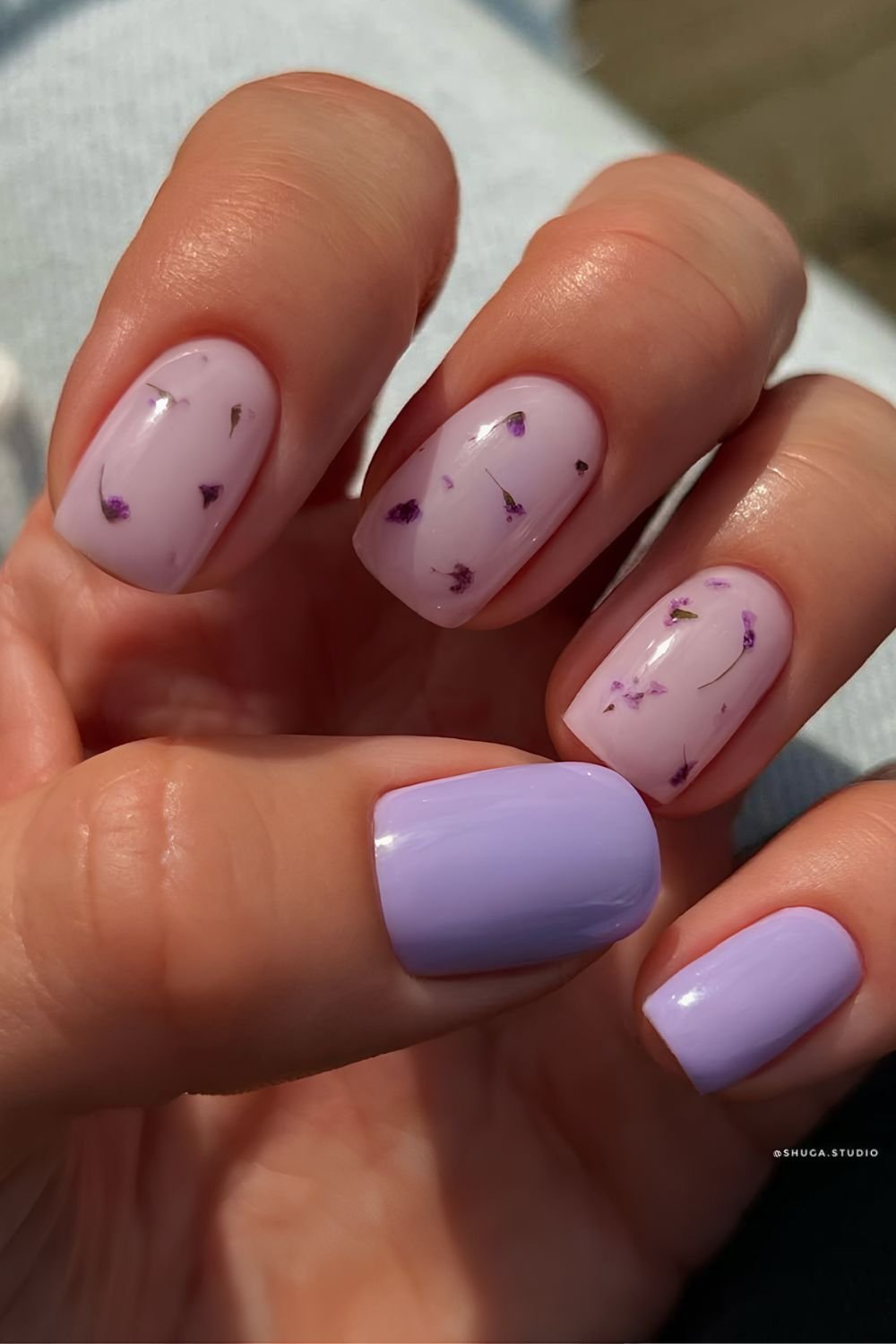 Purple dried flowers nail design