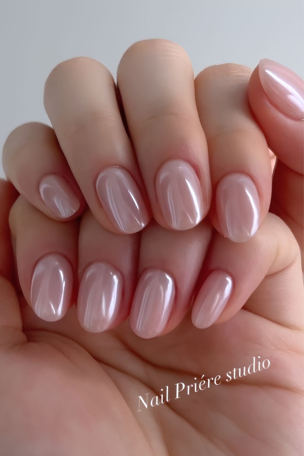 Short pink chrome manicure