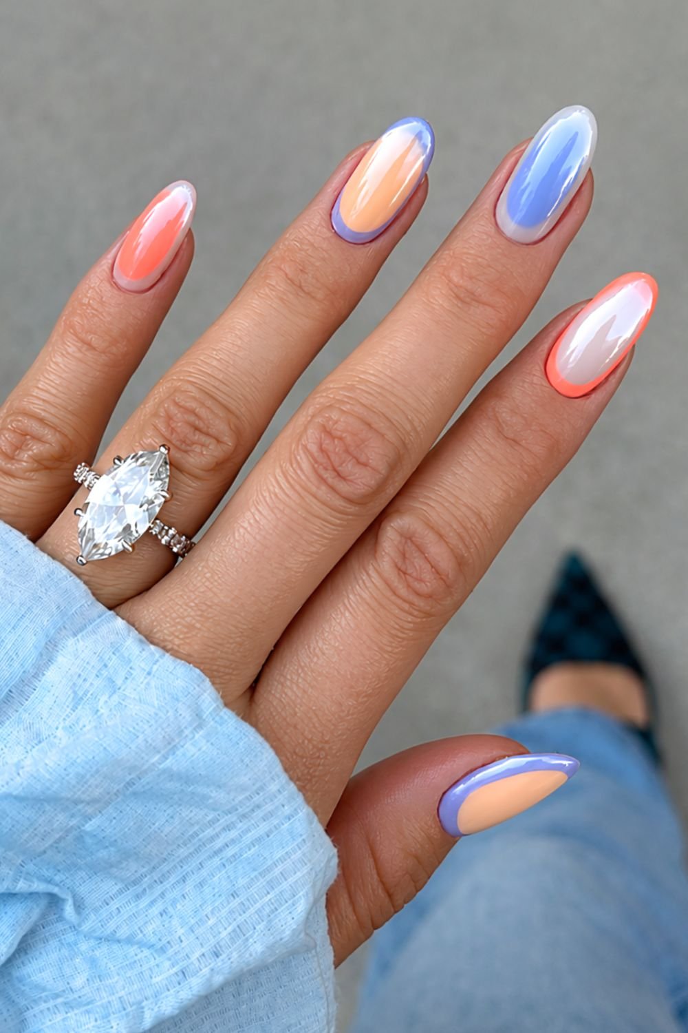 Colorful glazed aura nails